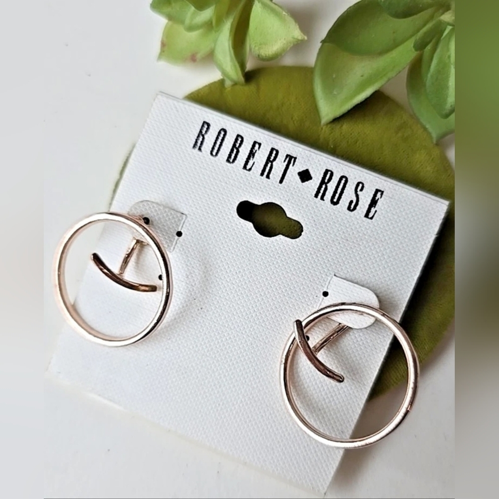 NWT Robert Rose Gold Tone Pierced Hoop Earrings